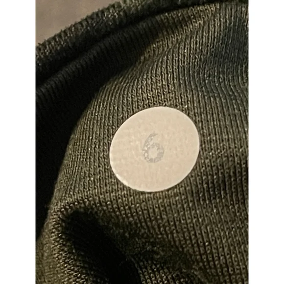 Lululemon Women’s Wunder Under Hi-Rise Crop Leggings, Size 6, 21.5” Inseam, EUC - Picture 4 of 4